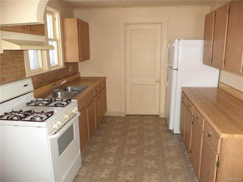 213 E Oak St, Olean, NY 14760 photo 3