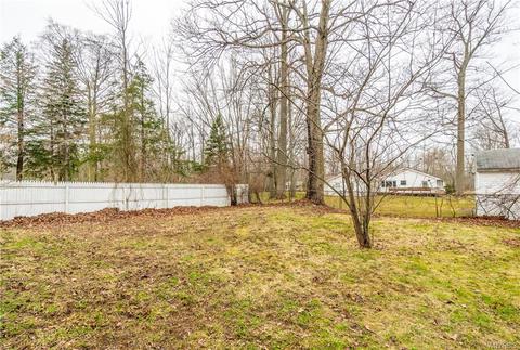9388 Jamestown St, Evans, NY 14006 photo 18