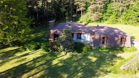7 Maiden Ln, Java, NY 14113 photo 4
