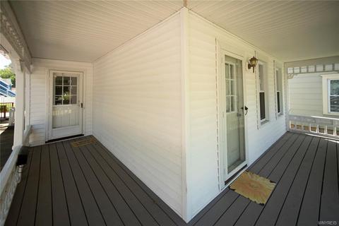 607 W Henley St, Olean, NY 14760 photo 2