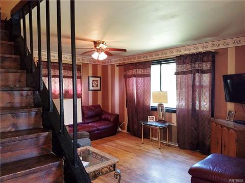 3683 Middle Rd, Dunkirk, NY 14048 photo 17