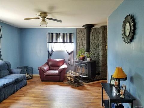 3683 Middle Rd, Dunkirk, NY 14048 photo 23