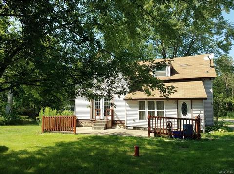 3683 Middle Rd, Dunkirk, NY 14048 photo 3