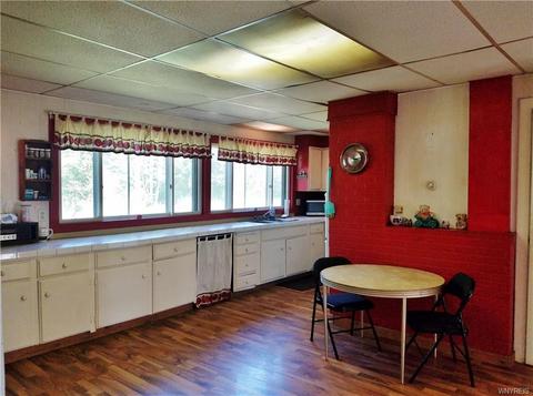 3683 Middle Rd, Dunkirk, NY 14048 photo 14