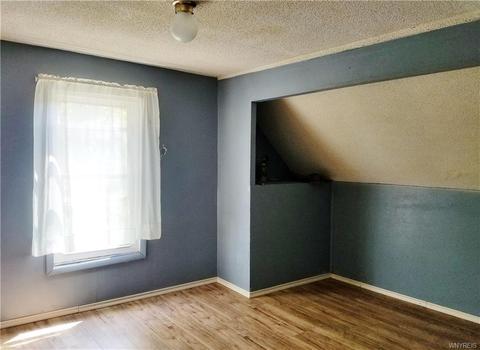 3683 Middle Rd, Dunkirk, NY 14048 photo 6