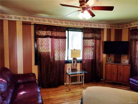 3683 Middle Rd, Dunkirk, NY 14048 photo 16