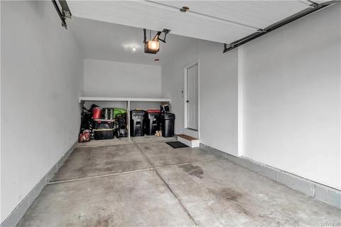 151 Slate Bottom Dr, Depew, NY 14043 photo 9