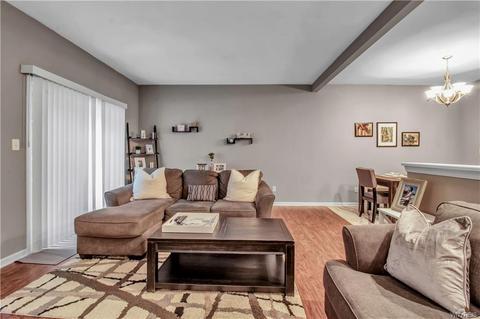 151 Slate Bottom Dr, Depew, NY 14043 photo 24