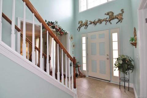 2 Chestnut Cor, Lancaster, NY 14086 photo 4