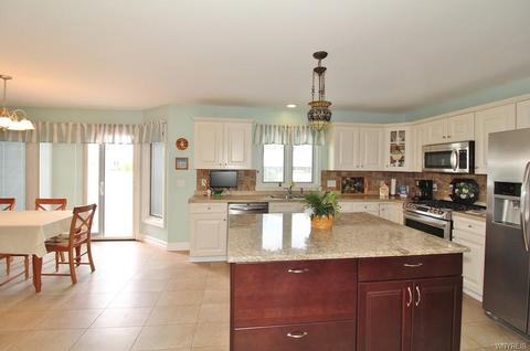 2 Chestnut Cor, Lancaster, NY 14086 photo 19