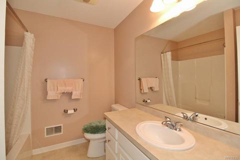 2 Chestnut Cor, Lancaster, NY 14086 photo 34
