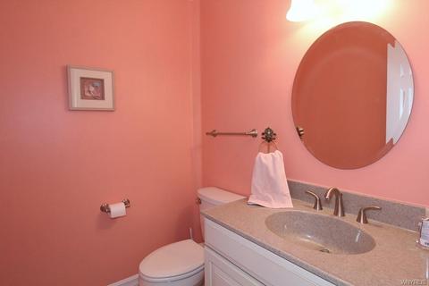2 Chestnut Cor, Lancaster, NY 14086 photo 32