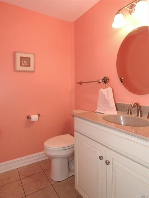 2 Chestnut Cor, Lancaster, NY 14086 photo 33