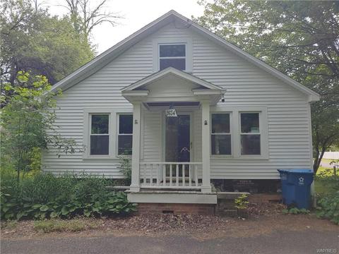 9654 Lenox St, Evans, NY 14006 photo 4