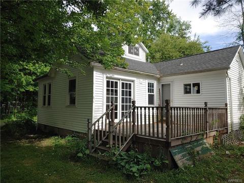 9654 Lenox St, Evans, NY 14006 photo 9