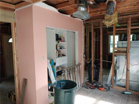 9654 Lenox St, Evans, NY 14006 photo 12