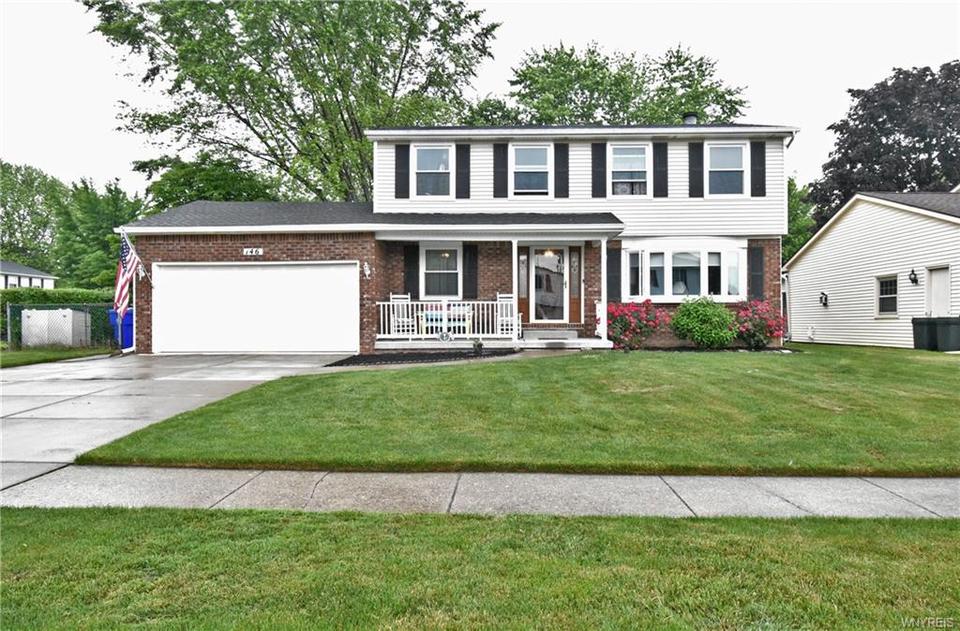 146 Royal Coach Rd, West Seneca, NY 14224 31 Photos MLS B1346031