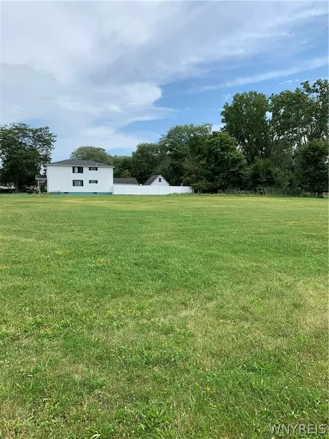 2048 Abbott Rd, Lackawanna, NY 14218