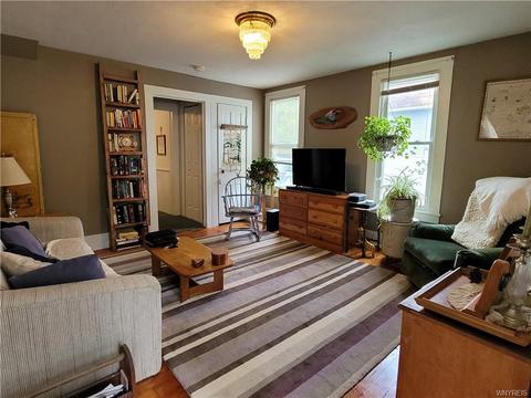 38 Genesee St, Mount Morris, NY 14510 photo 5