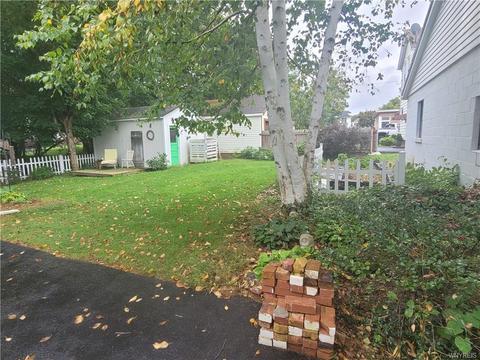 38 Genesee St, Mount Morris, NY 14510 photo 3