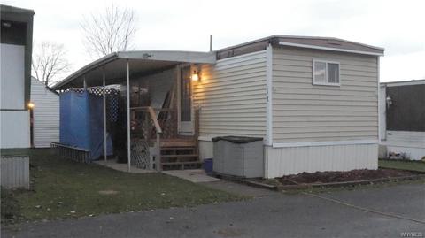 8131 E Main Rd, Le Roy, NY 14482 photo 1