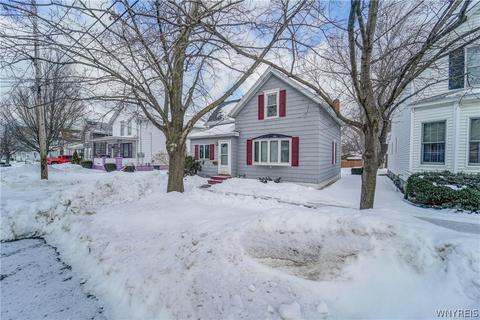 70 E Front St, Dunkirk, NY 14048 photo 1