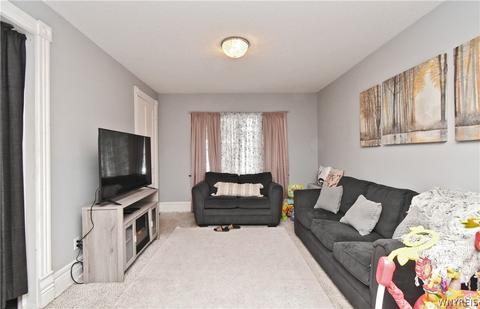 134 Baitz Ave, Buffalo, NY 14206 photo 5