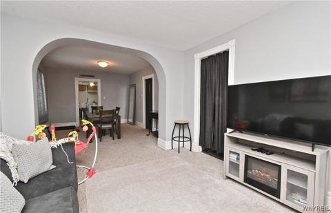 134 Baitz Ave, Buffalo, NY 14206 photo 3