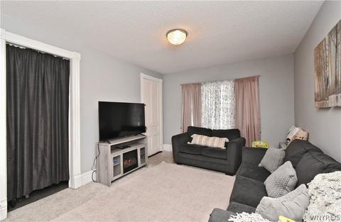 134 Baitz Ave, Buffalo, NY 14206 photo 4