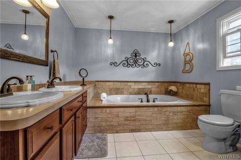 12 Hampton Ct, Lancaster, NY 14086 photo 25