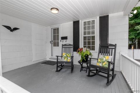424 Plain St, Lewiston, NY 14092 photo 4