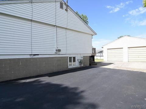 16 Botimer St, Lancaster, NY 14086 photo 34