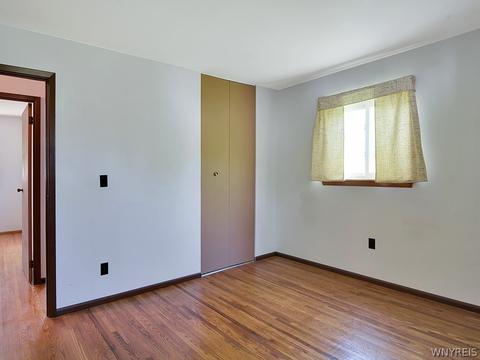 16 Botimer St, Lancaster, NY 14086 photo 15
