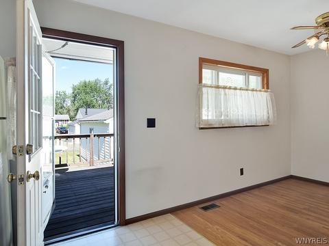 16 Botimer St, Lancaster, NY 14086 photo 13