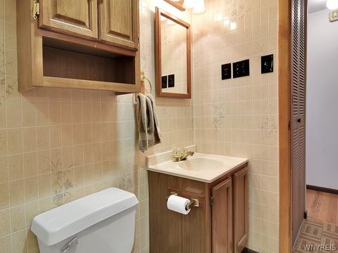16 Botimer St, Lancaster, NY 14086 photo 20