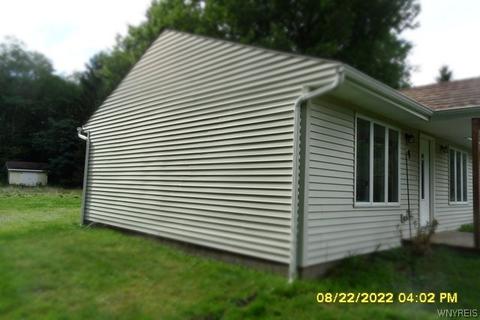 79 Mitchell Rd, Aurora, NY 14052 photo 3