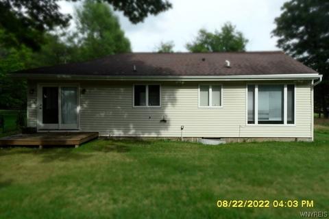 79 Mitchell Rd, Aurora, NY 14052 photo 2