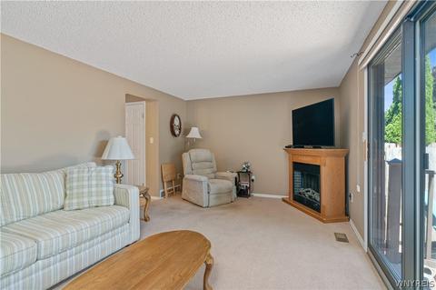 1295 Peppertree Dr, Evans, NY 14047 photo 15