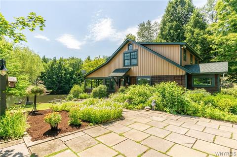 9546 Phillips Rd, Holland, NY 14080 photo 3