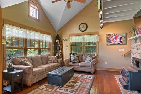 9546 Phillips Rd, Holland, NY 14080 photo 17