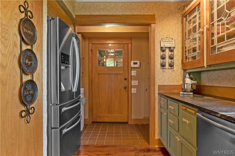 9546 Phillips Rd, Holland, NY 14080 photo 12
