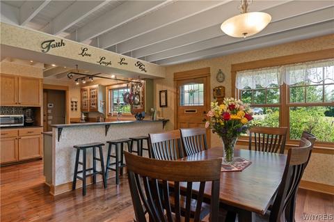 9546 Phillips Rd, Holland, NY 14080 photo 7