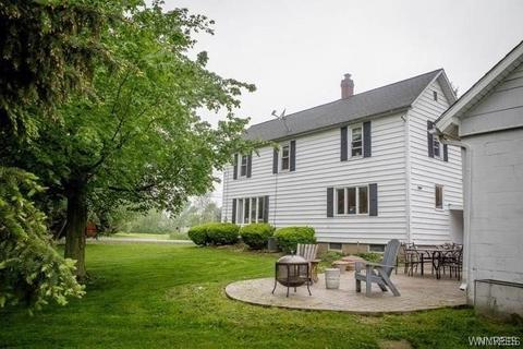 6259 Aiken Rd, Pendleton, NY 14094 photo 3
