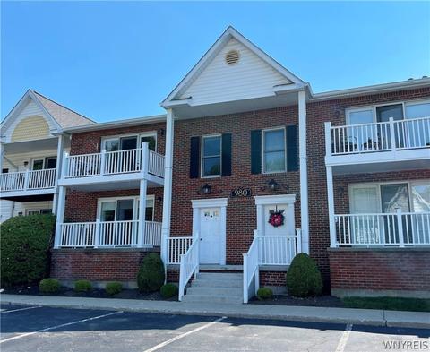 980 Hopkins Rd #E, Amherst, NY 14221 | 41 Photos | MLS #B1424937 - Movoto