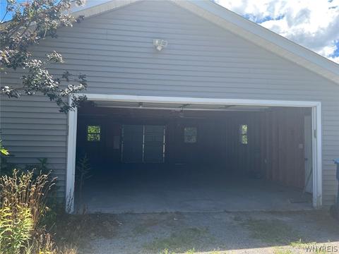 6943 Versailles Rd, Evans, NY 14047 photo 6