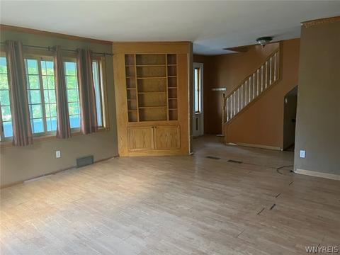 6943 Versailles Rd, Evans, NY 14047 photo 12