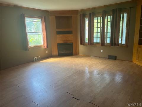 6943 Versailles Rd, Evans, NY 14047 photo 11