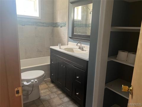 6943 Versailles Rd, Evans, NY 14047 photo 15