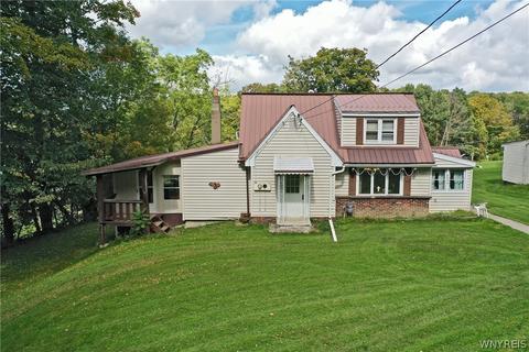 9034 Maltby Dr, Glenwood, NY 14069
