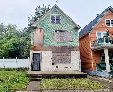 154 Waverly St, Buffalo, NY 14208